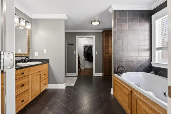 $1,400,000 | 3195 Ladd Springs Road Southeast, Old Fort, TN 37362