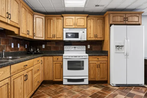 $1,400,000 | 3195 Ladd Springs Road Southeast, Old Fort, TN 37362