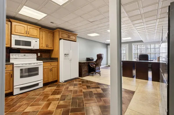 $1,400,000 | 3195 Ladd Springs Road Southeast, Old Fort, TN 37362