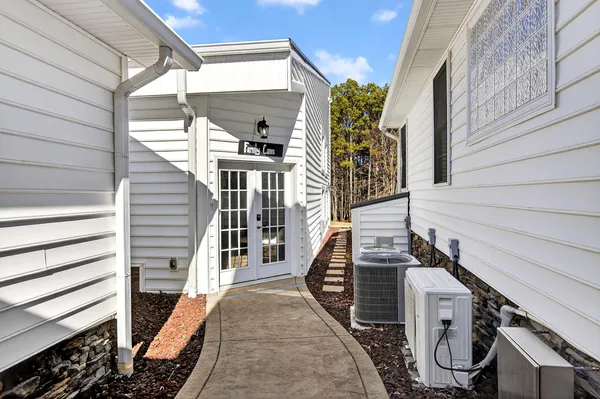 $1,400,000 | 3195 Ladd Springs Road Southeast, Old Fort, TN 37362