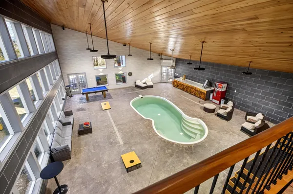 $1,400,000 | 3195 Ladd Springs Road Southeast, Old Fort, TN 37362