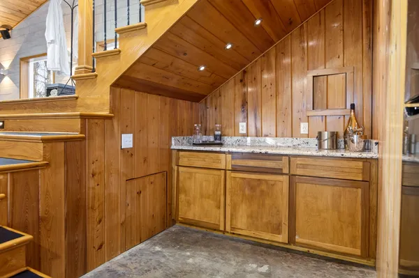 $1,400,000 | 3195 Ladd Springs Road Southeast, Old Fort, TN 37362