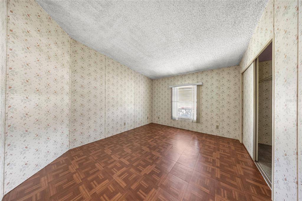 6366 Southwest 84th Lane Ocala, FL 34476 - Photo 17 of 40 a view of an empty room and window