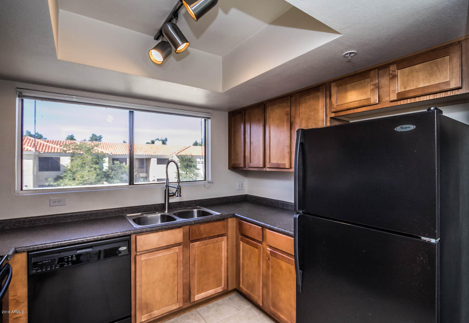 9990 North Scottsdale Road, Unit 2024 Paradise Valley, AZ 85253 - Photo 11 of 28 9990 N Scottsdale Rd #2024 AZ-11