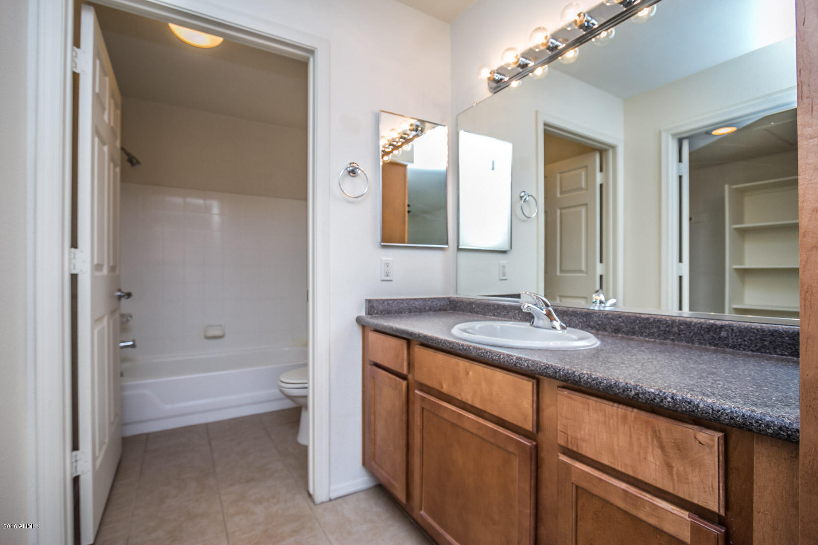 9990 North Scottsdale Road, Unit 2024 Paradise Valley, AZ 85253 - Photo 22 of 28 9990 N Scottsdale Rd #2024 AZ-24