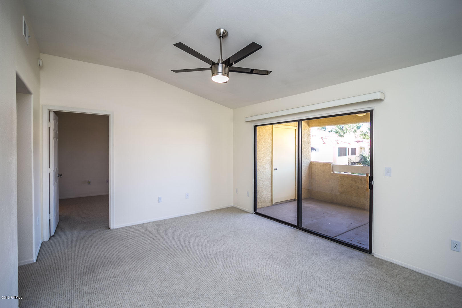 9990 North Scottsdale Road, Unit 2024 Paradise Valley, AZ 85253 - Photo 5 of 28 9990 N Scottsdale Rd #2024 AZ-5