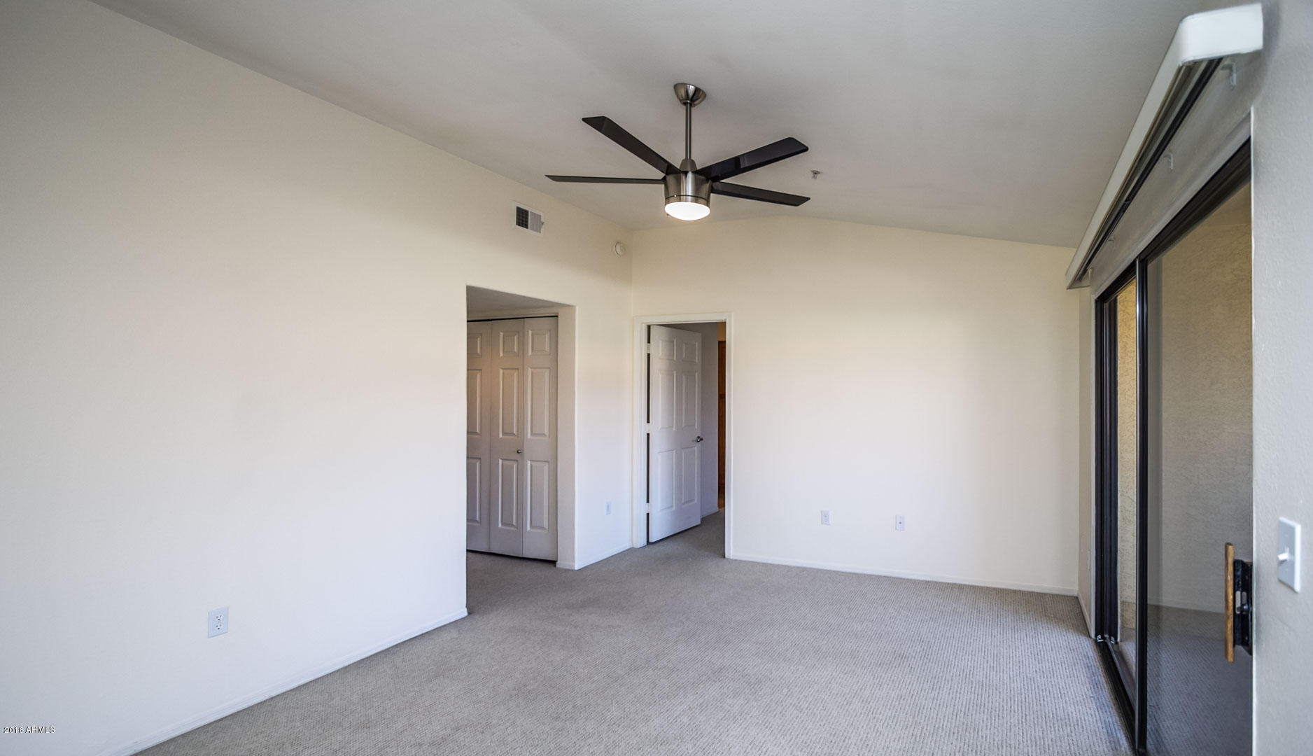 9990 North Scottsdale Road, Unit 2024 Paradise Valley, AZ 85253 - Photo 6 of 28 9990 N Scottsdale Rd #2024 AZ-6