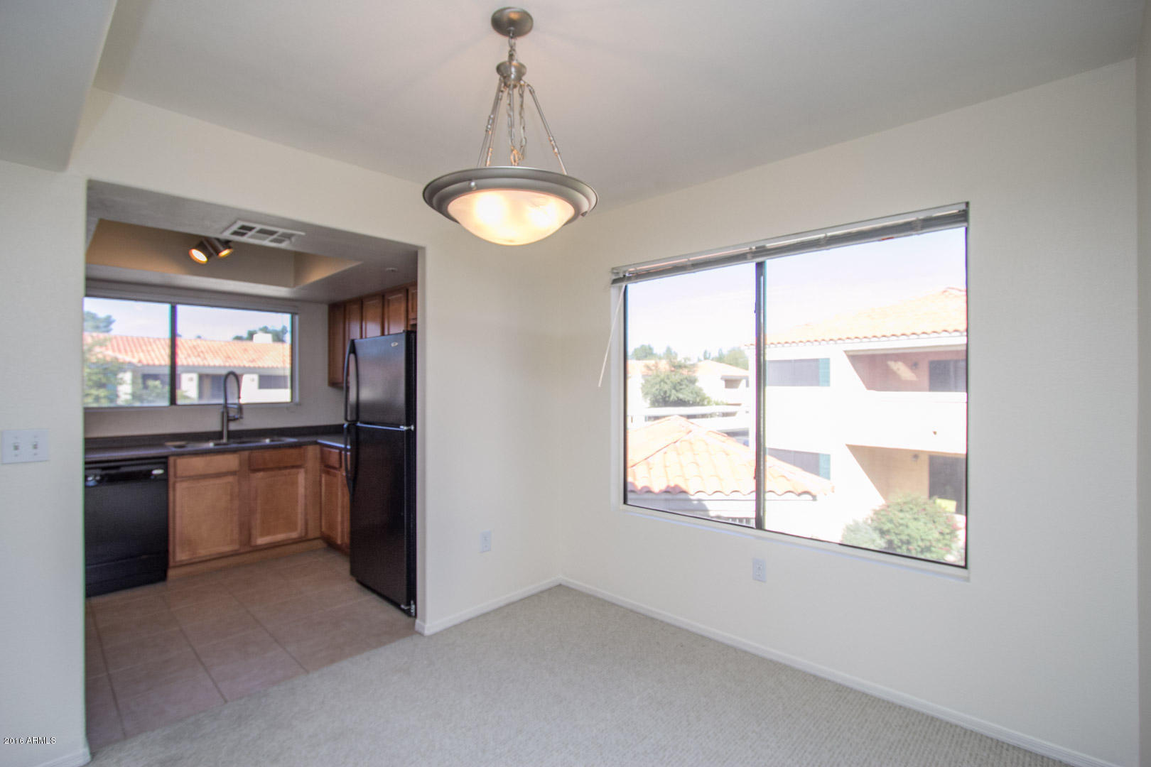 9990 North Scottsdale Road, Unit 2024 Paradise Valley, AZ 85253 - Photo 7 of 28 9990 N Scottsdale Rd #2024 AZ-7