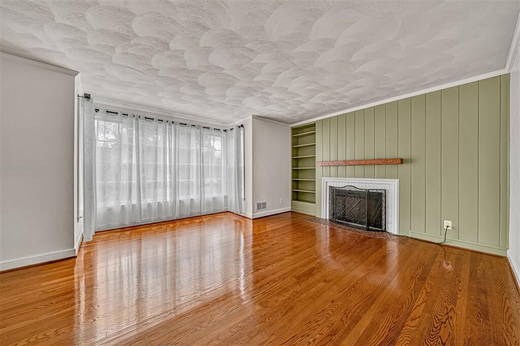 920 Tremont Road Salem, VA 24153 - Photo 5 of 38 5