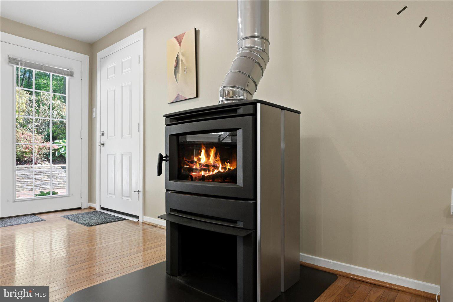 10929 Howland Drive Reston, VA 20191 - Photo 11 of 66 a kitchen with a stove and a refrigerator