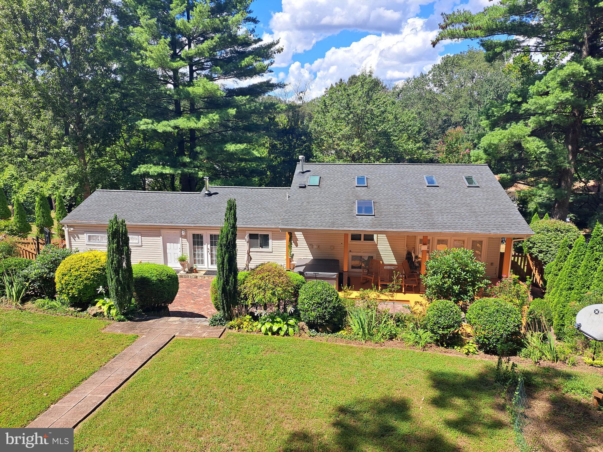 10929 Howland Drive Reston, VA 20191 - Photo 27 of 66 an aerial view of a house