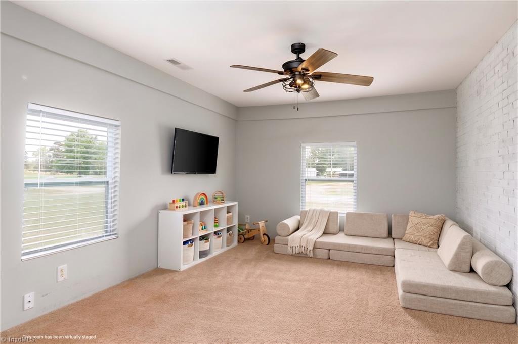 4950 Fairview Court Trinity, NC 27370 - Photo 16 of 29 Virtually staged den