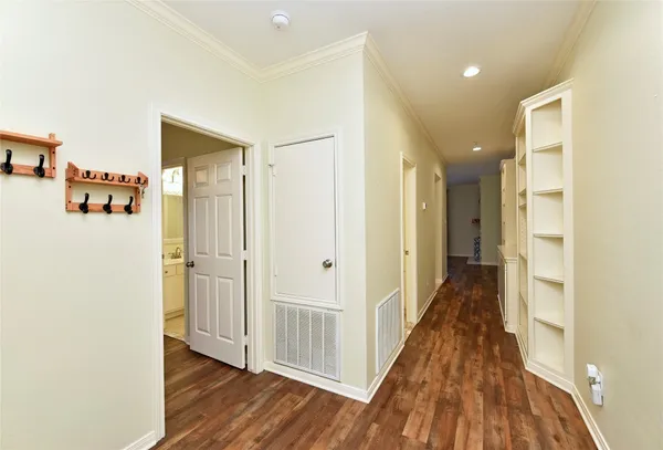 $269,000 | 12800 Melville Drive, Unit 106A, Montgomery, TX 77356