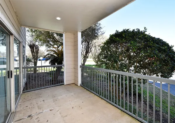 $269,000 | 12800 Melville Drive, Unit 106A, Montgomery, TX 77356
