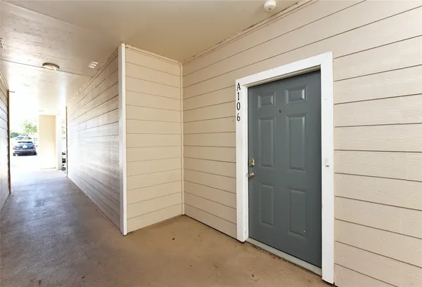 $269,000 | 12800 Melville Drive, Unit 106A, Montgomery, TX 77356