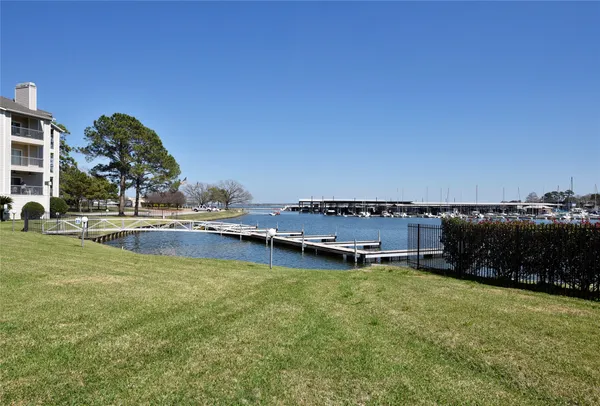 $272,000 | 12800 Melville Drive, Unit 106A, Montgomery, TX 77356