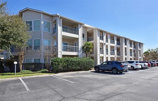 $269,000 | 12800 Melville Drive, Unit 106A, Montgomery, TX 77356