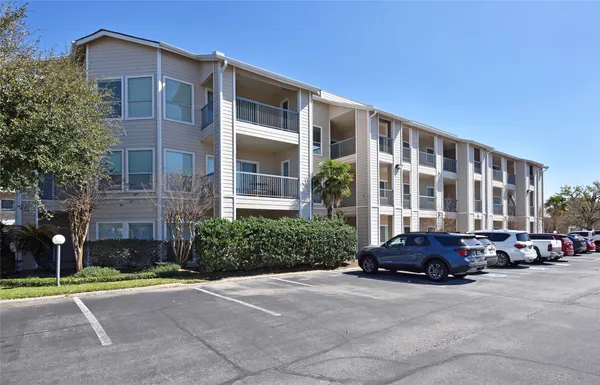 $272,000 | 12800 Melville Drive, Unit 106A, Montgomery, TX 77356