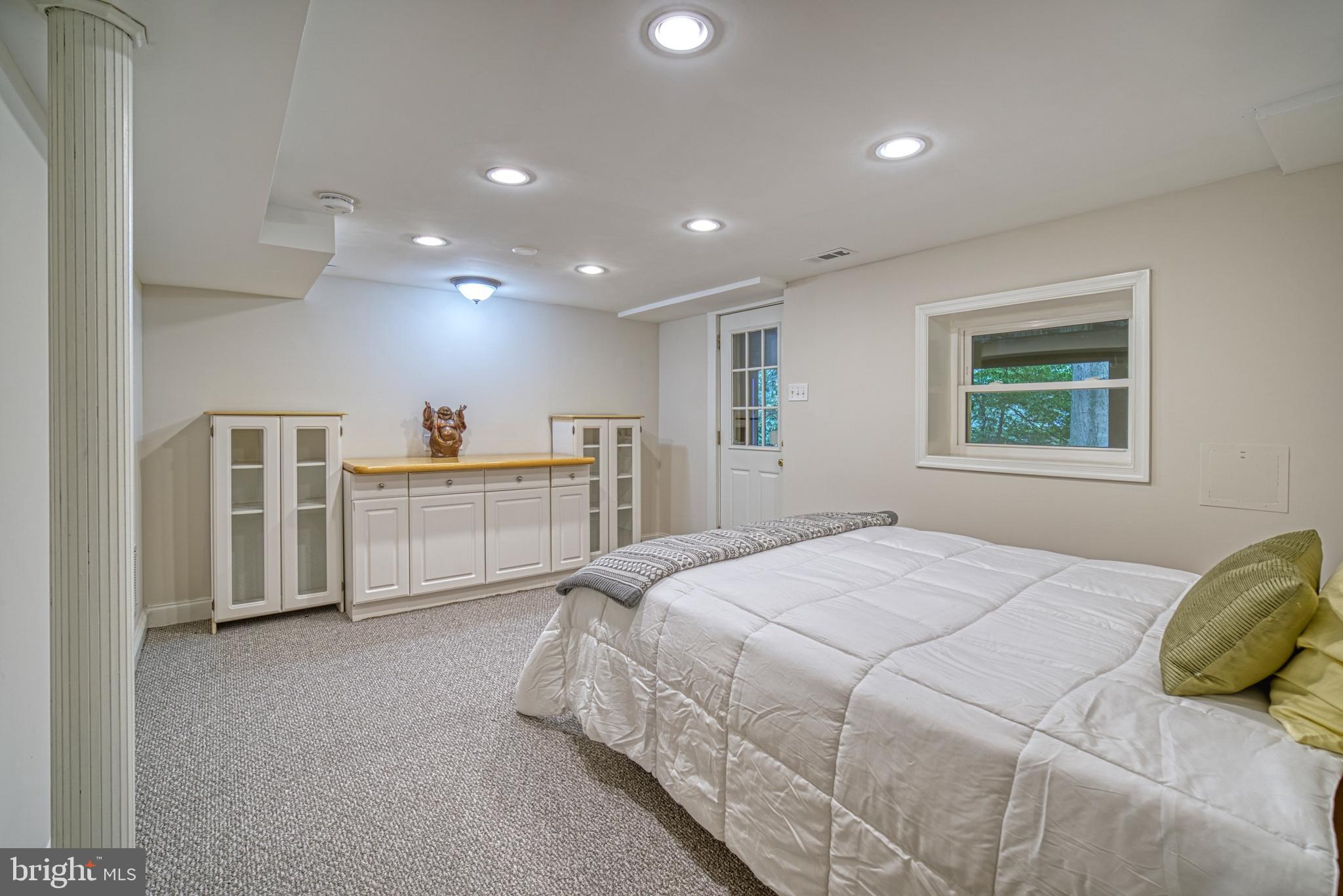 8409 Galveston Road Silver Spring, MD 20910 - Photo 22 of 36 Gallery Image 22