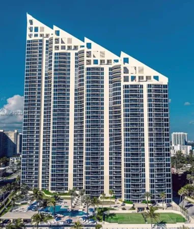 $7,500 | 17555 Collins Avenue, Unit 1004, Sunny Isles Beach, FL 33160