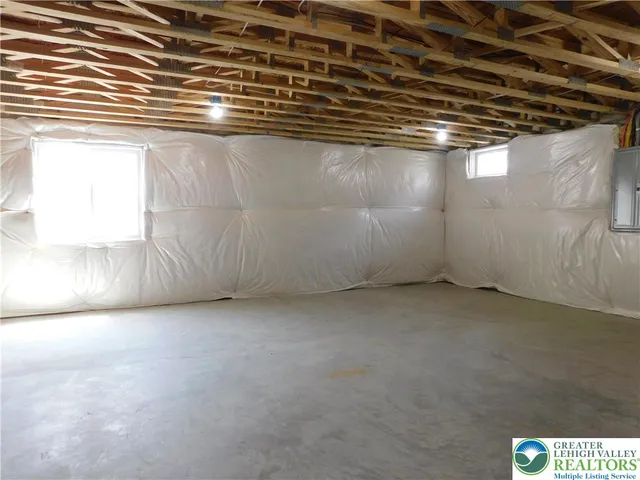 $2,600 | 1674 Best Place, Bethlehem, PA 18017