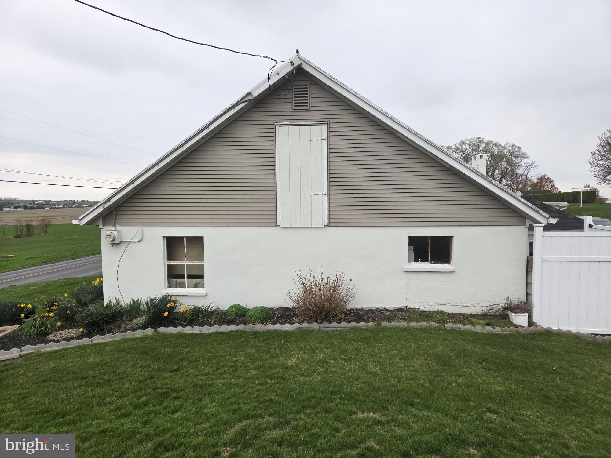 3717 Ridge Road Gordonville, PA 17529 - Photo 10 of 32 Gallery Image 10