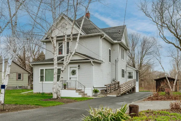 $349,900 | 729 Palmyra Street, Sullivan, WI 53178