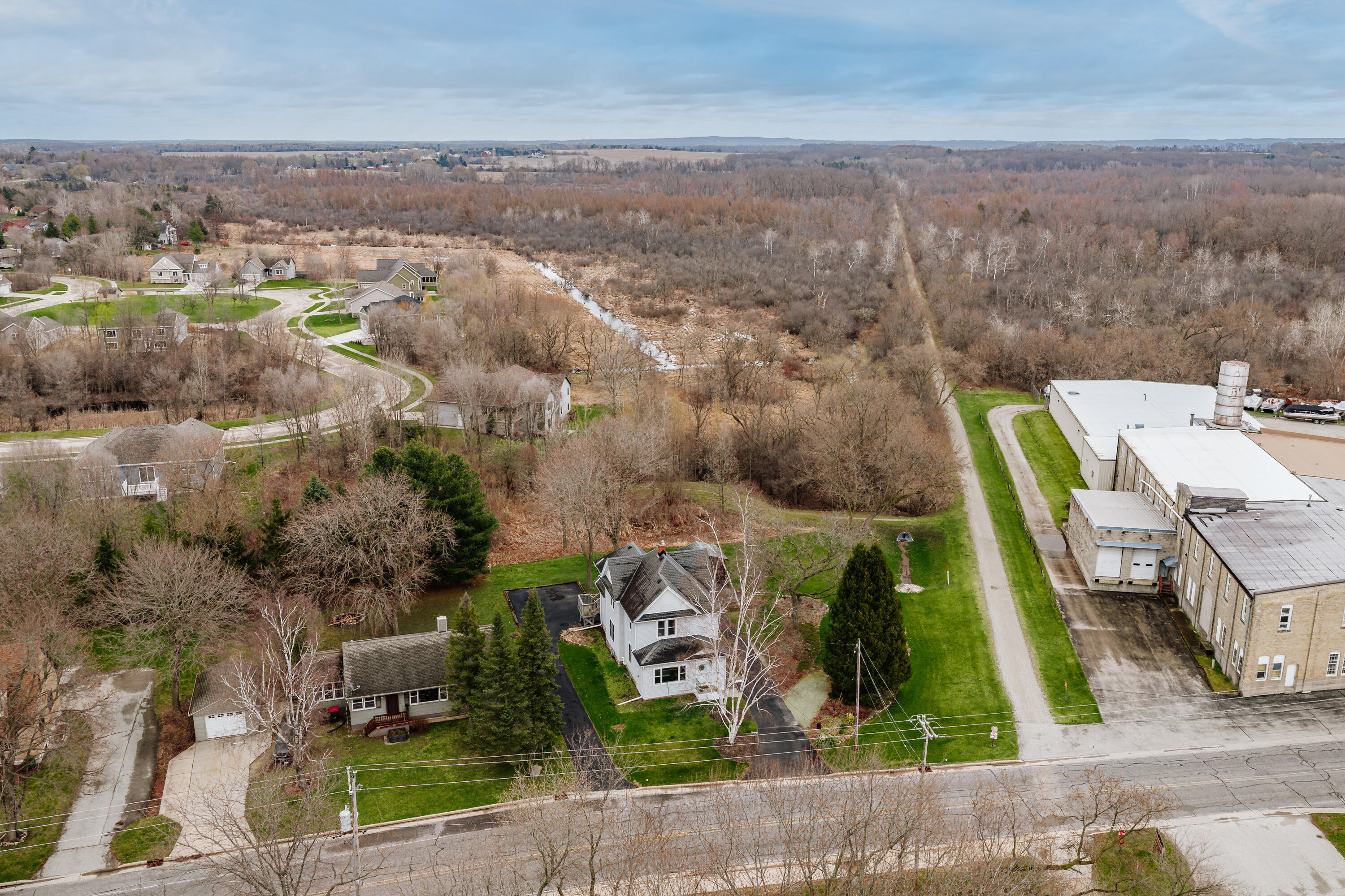 729 Palmyra Street Sullivan, WI 53178 - Photo 33 of 51 Aerial 2