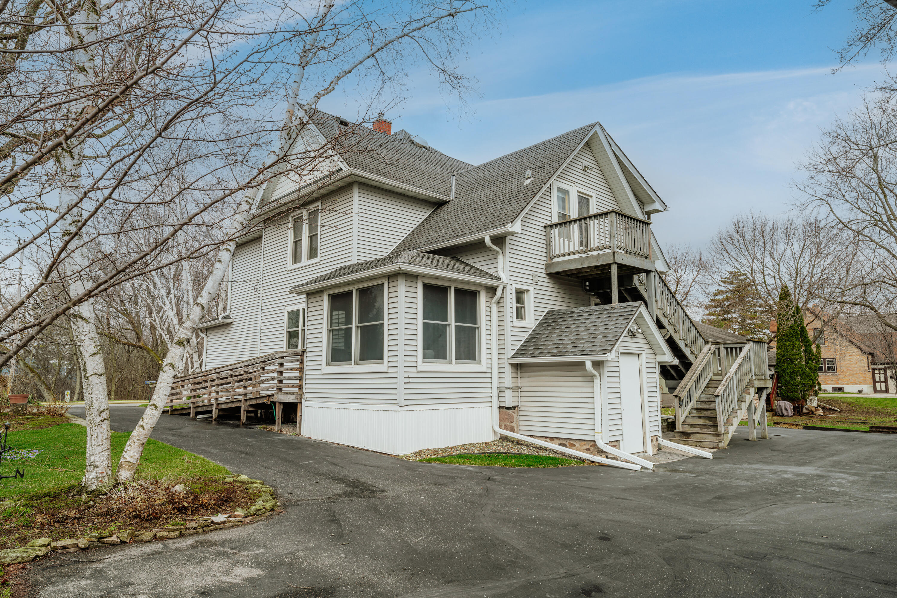 729 Palmyra Street Sullivan, WI 53178 - Photo 40 of 51 Side Back