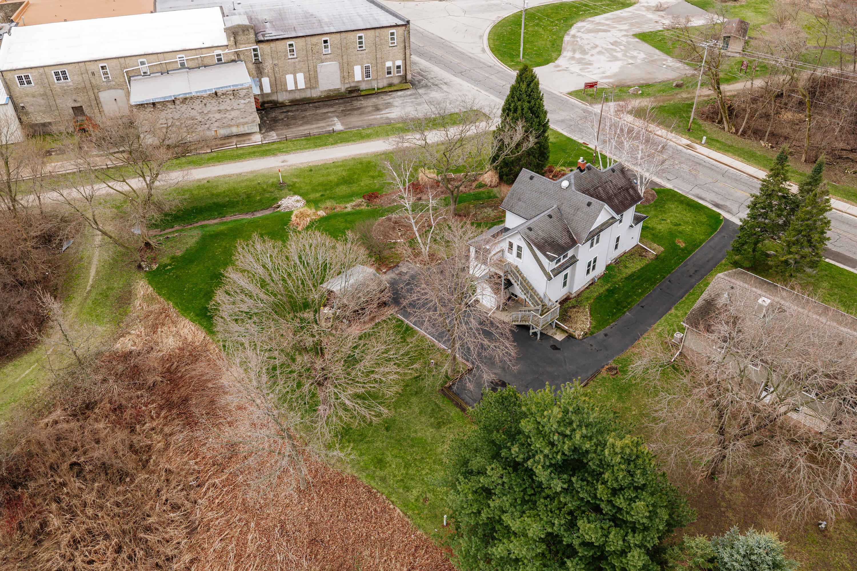 729 Palmyra Street Sullivan, WI 53178 - Photo 47 of 51 Aerial 4