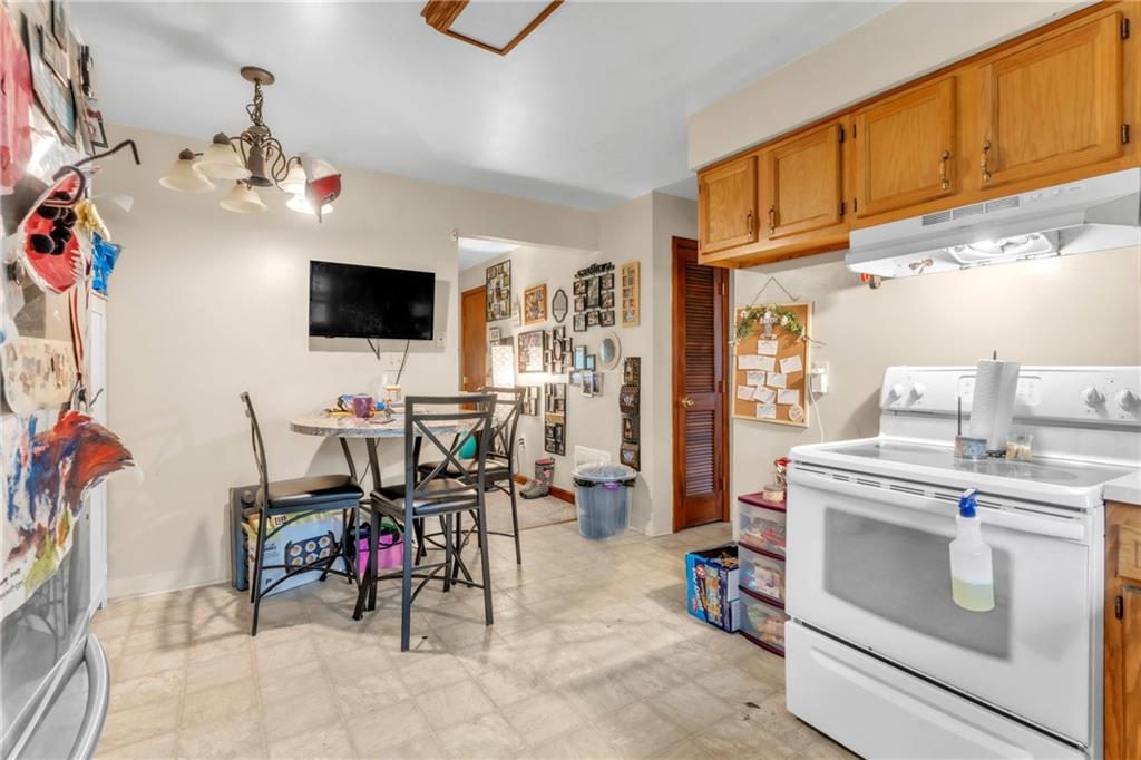 326-328 Mohawk School Road New Castle, PA 16102 - Photo 10 of 45 Gallery Image 10