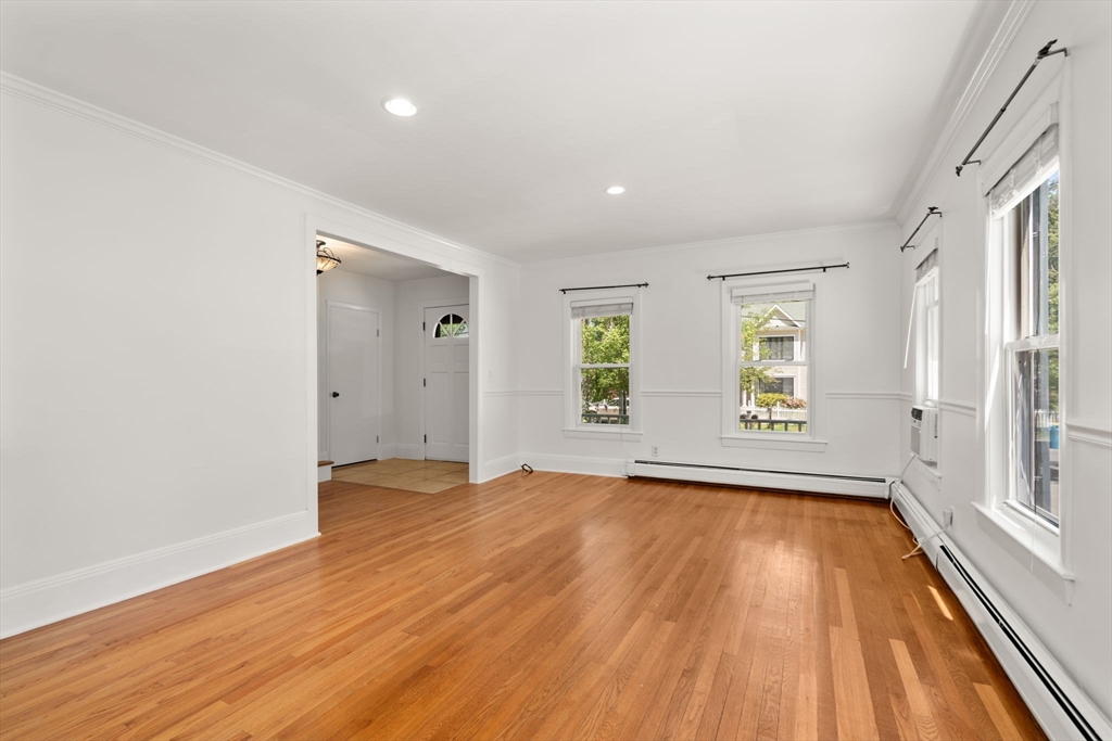 81 Brook Road, Unit 81 Weston, MA 02493 - Photo 5 of 35