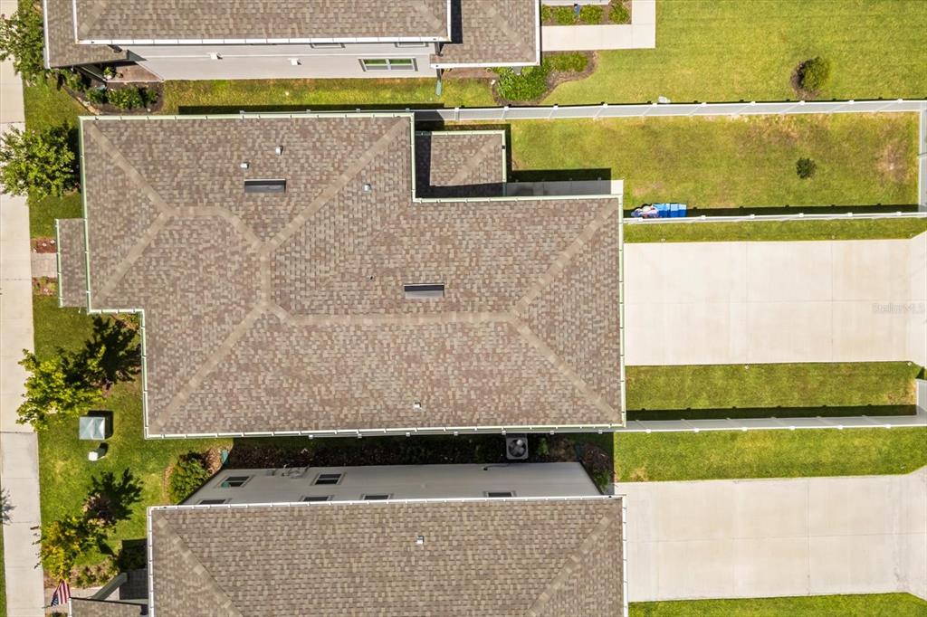 17061 Seville Orange Road Winter Garden, FL 34787 - Photo 37 of 42 a view of fountain in front of a house