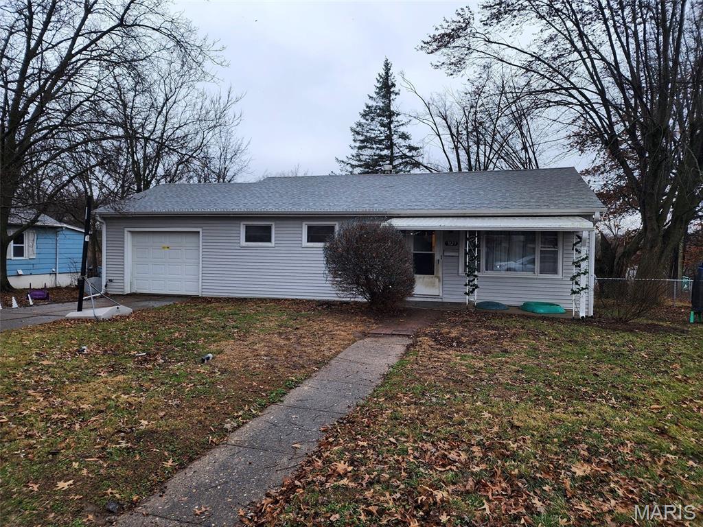 3129 Rendlen Avenue Hannibal, MO 63401 - Photo 1 of 27