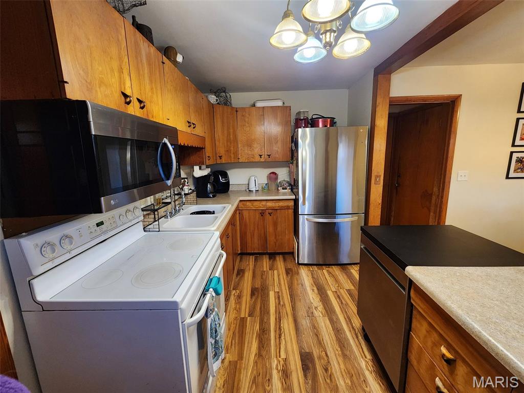 3129 Rendlen Avenue Hannibal, MO 63401 - Photo 8 of 27