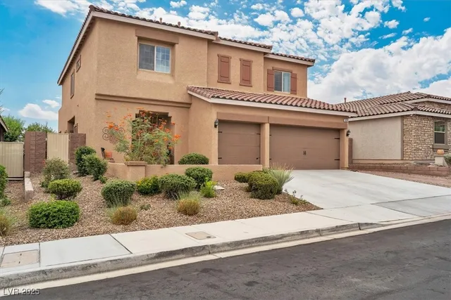 $660,000 | 1699 Sonoran Bluff Avenue, Henderson, NV 89014