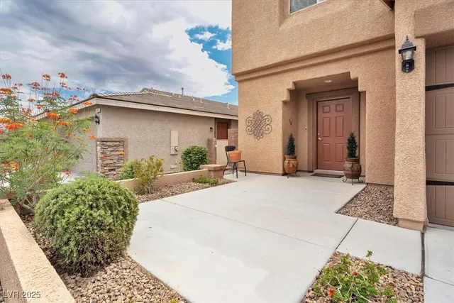 $660,000 | 1699 Sonoran Bluff Avenue, Henderson, NV 89014