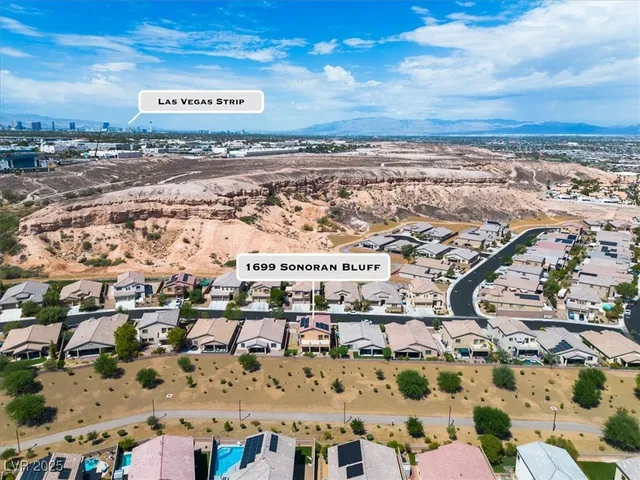 $660,000 | 1699 Sonoran Bluff Avenue, Henderson, NV 89014