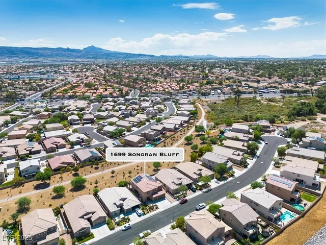 $660,000 | 1699 Sonoran Bluff Avenue, Henderson, NV 89014