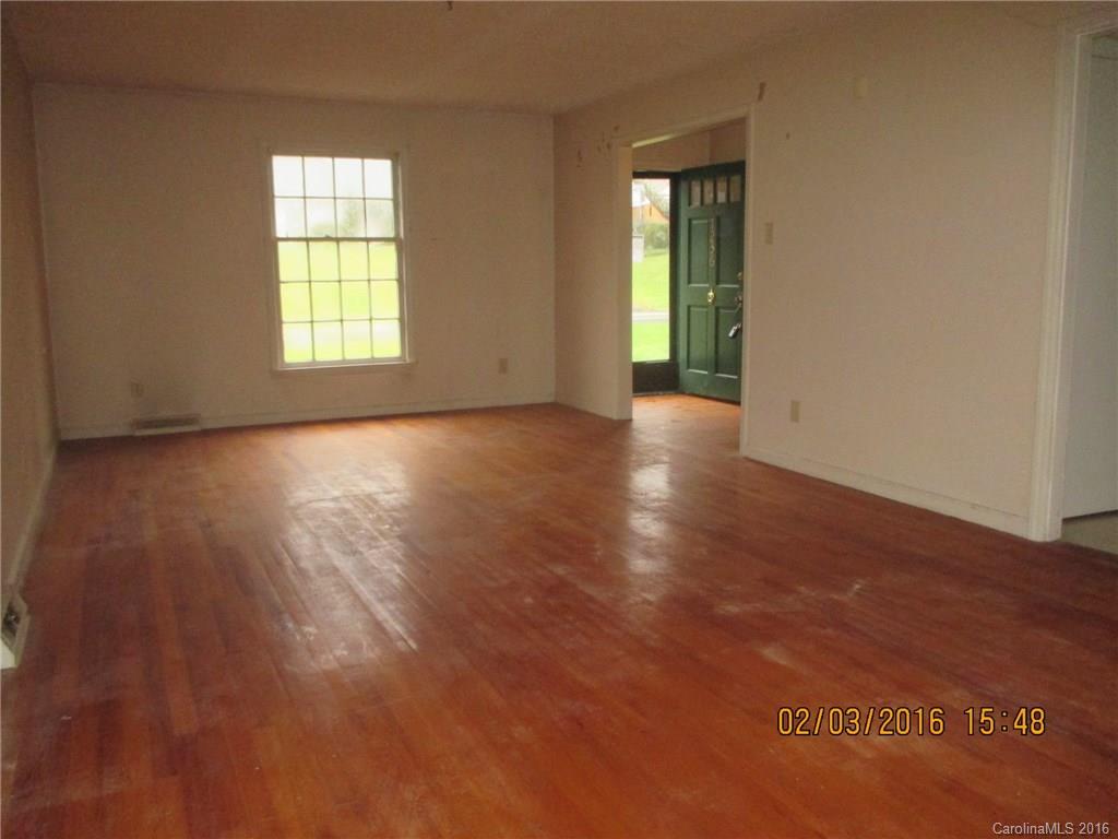 7236 Fox Hunt Road Charlotte, NC 28212 - Photo 11 of 13 Gallery Image 11