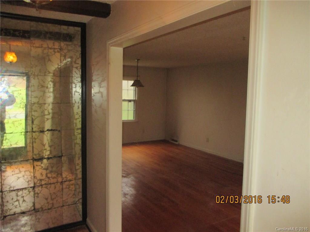 7236 Fox Hunt Road Charlotte, NC 28212 - Photo 9 of 13 Gallery Image 9