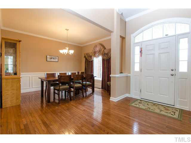 12204 Fieldmist Drive Raleigh, NC 27614 - Photo 3 of 23 Dining Room
