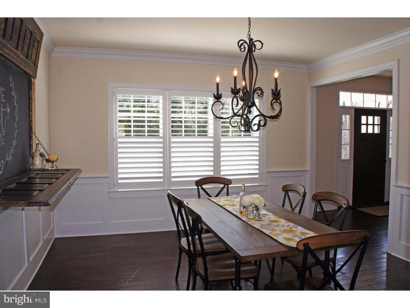 231 Valley Road Media, PA 19063 - Photo 8 of 25 Dining Room