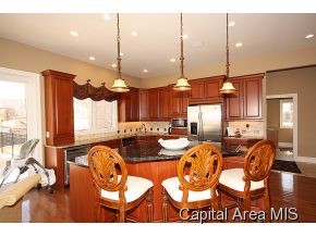 1270 Churchill Road Springfield, IL 62702 - Photo 7 of 24