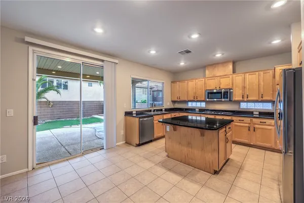 $3,495 | 9218 Desert Heat Avenue, Las Vegas, NV 89178