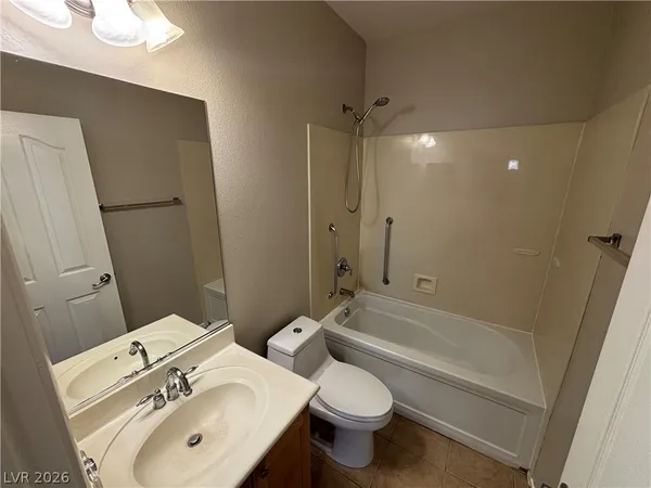 $3,995 | 9218 Desert Heat Avenue, Las Vegas, NV 89178