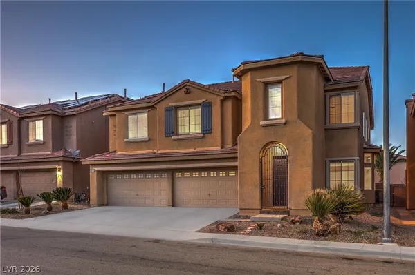 $3,495 | 9218 Desert Heat Avenue, Las Vegas, NV 89178
