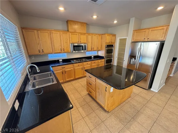 $3,995 | 9218 Desert Heat Avenue, Las Vegas, NV 89178