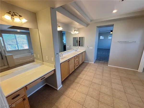 $3,995 | 9218 Desert Heat Avenue, Las Vegas, NV 89178