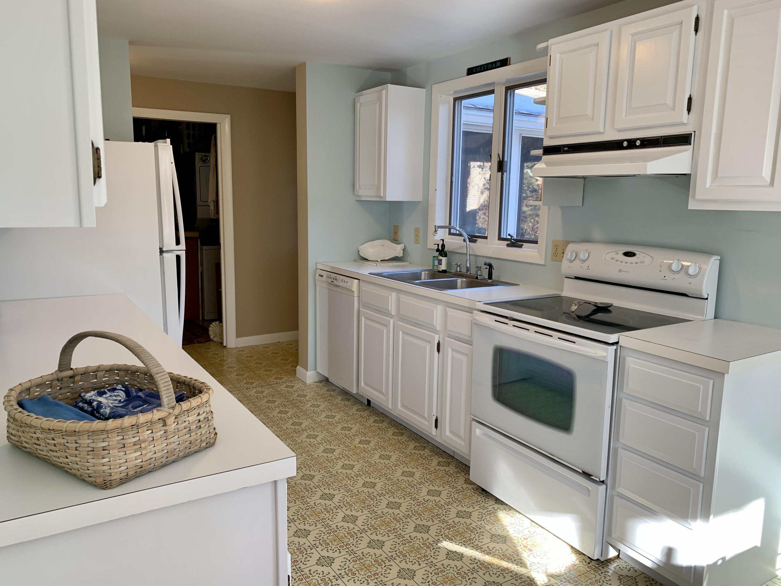 26 Crescent Road Chatham, MA 02633 - Photo 11 of 50 9175FFCB-9345-4DCE-A2C7-EE4013A5D978_1_2